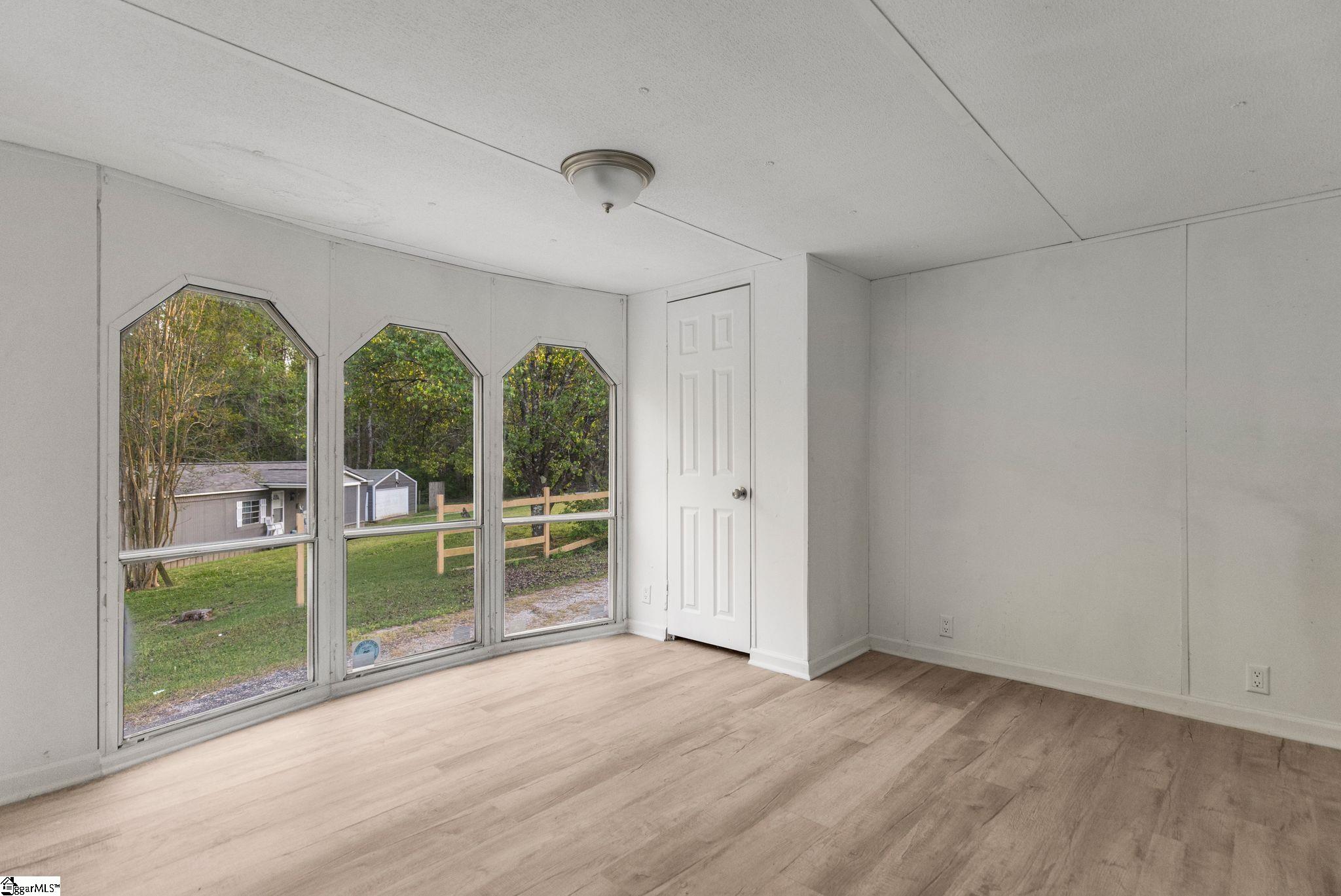 399 Meadowland Drive Fountain Inn, SC 29644 - Photo 13 of 19