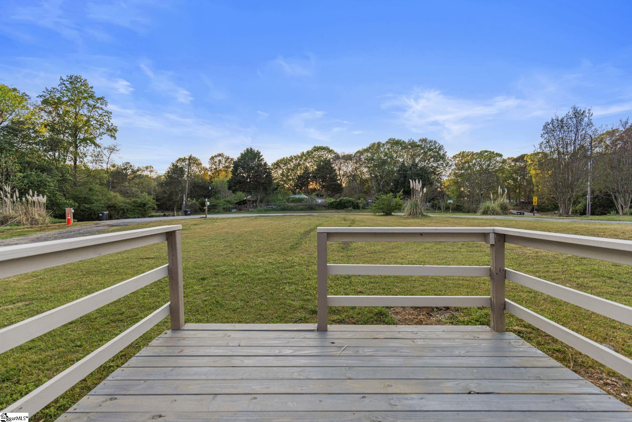 399 Meadowland Drive Fountain Inn, SC 29644 - Photo 17 of 19