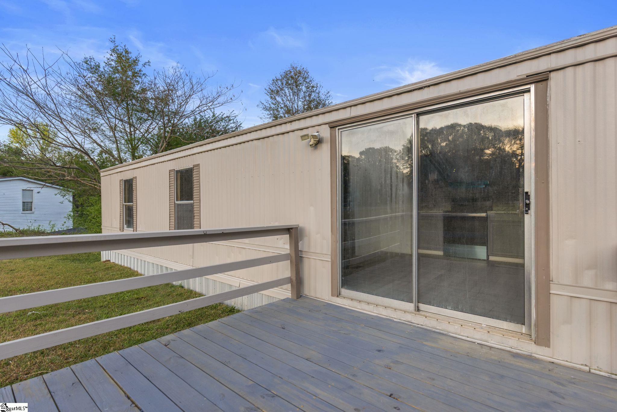 399 Meadowland Drive Fountain Inn, SC 29644 - Photo 3 of 19