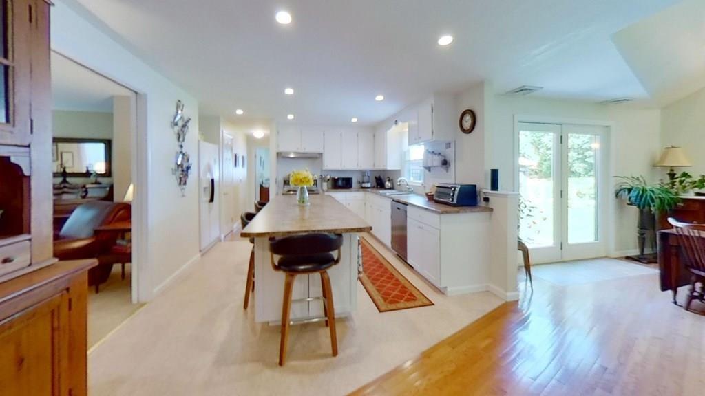 16 Arlington Road Amherst, MA 01002 - Photo 5 of 33 Gallery Image 5