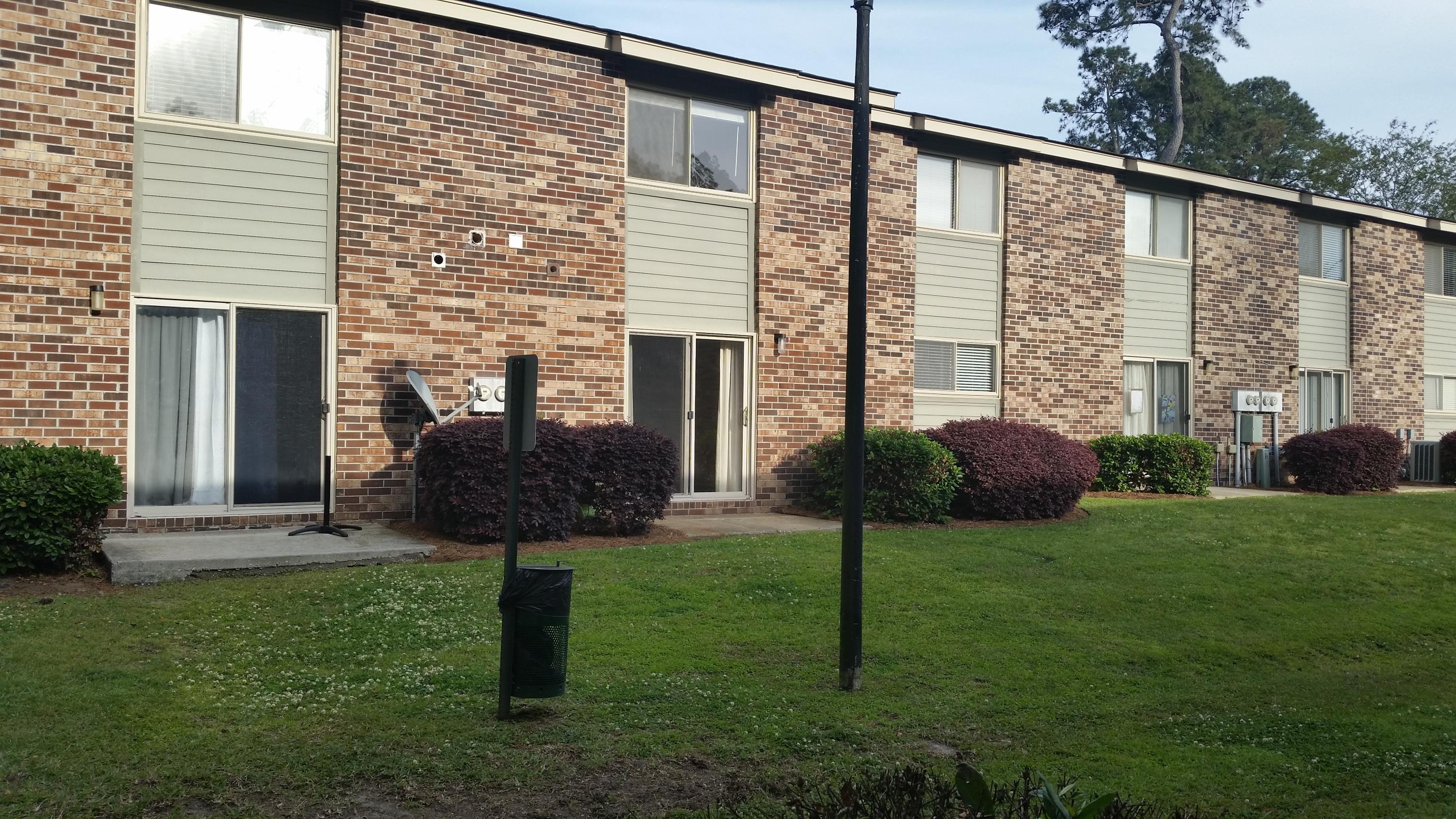 715 Andrea Lane Hanahan, SC 29410 - Photo 7 of 40 Back of unit