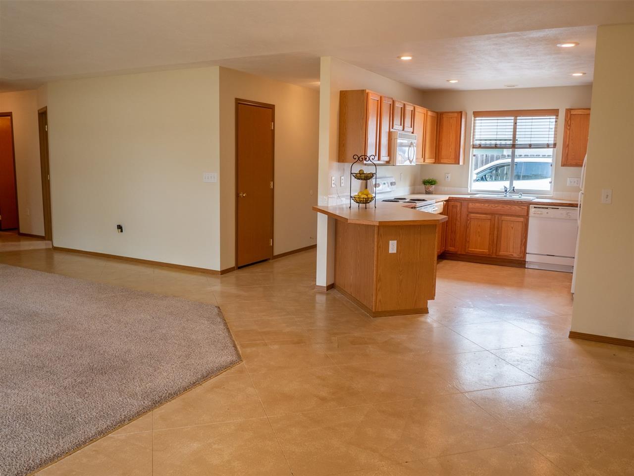 1417 North Bessie Road Spokane Valley, WA 99212 - Photo 5 of 20