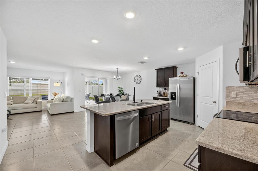 3602 Forest Path Drive Plant City, FL 33565 - Photo 24 of 75