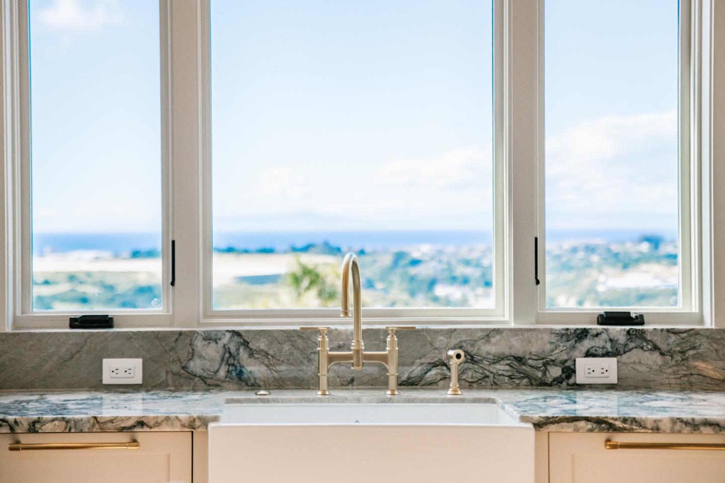 8210 Manjares Road Monterey, CA 93940 - Photo 21 of 79