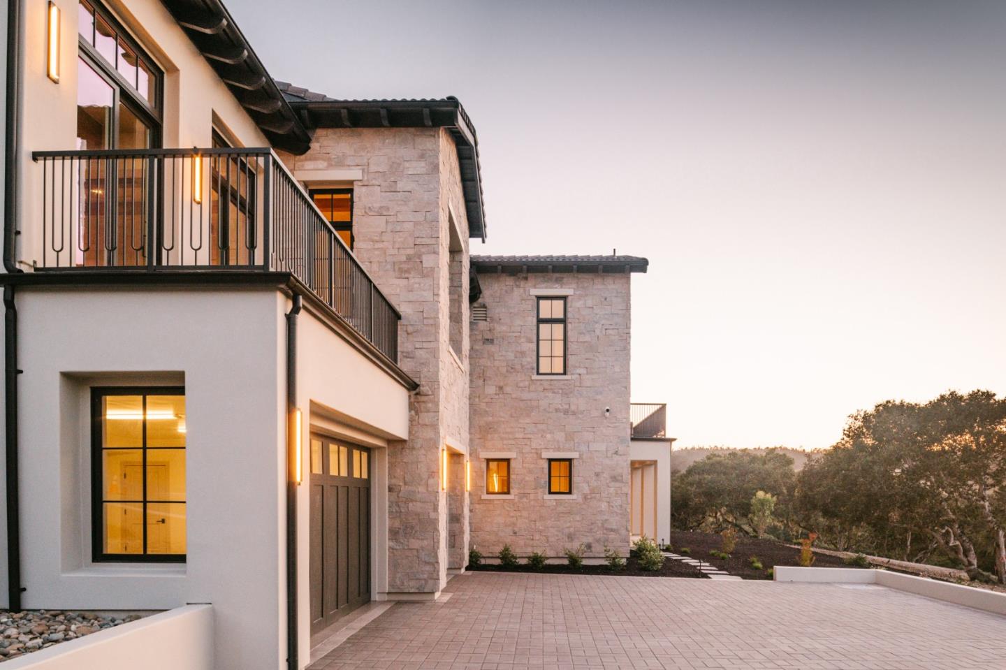 8210 Manjares Road Monterey, CA 93940 - Photo 3 of 79