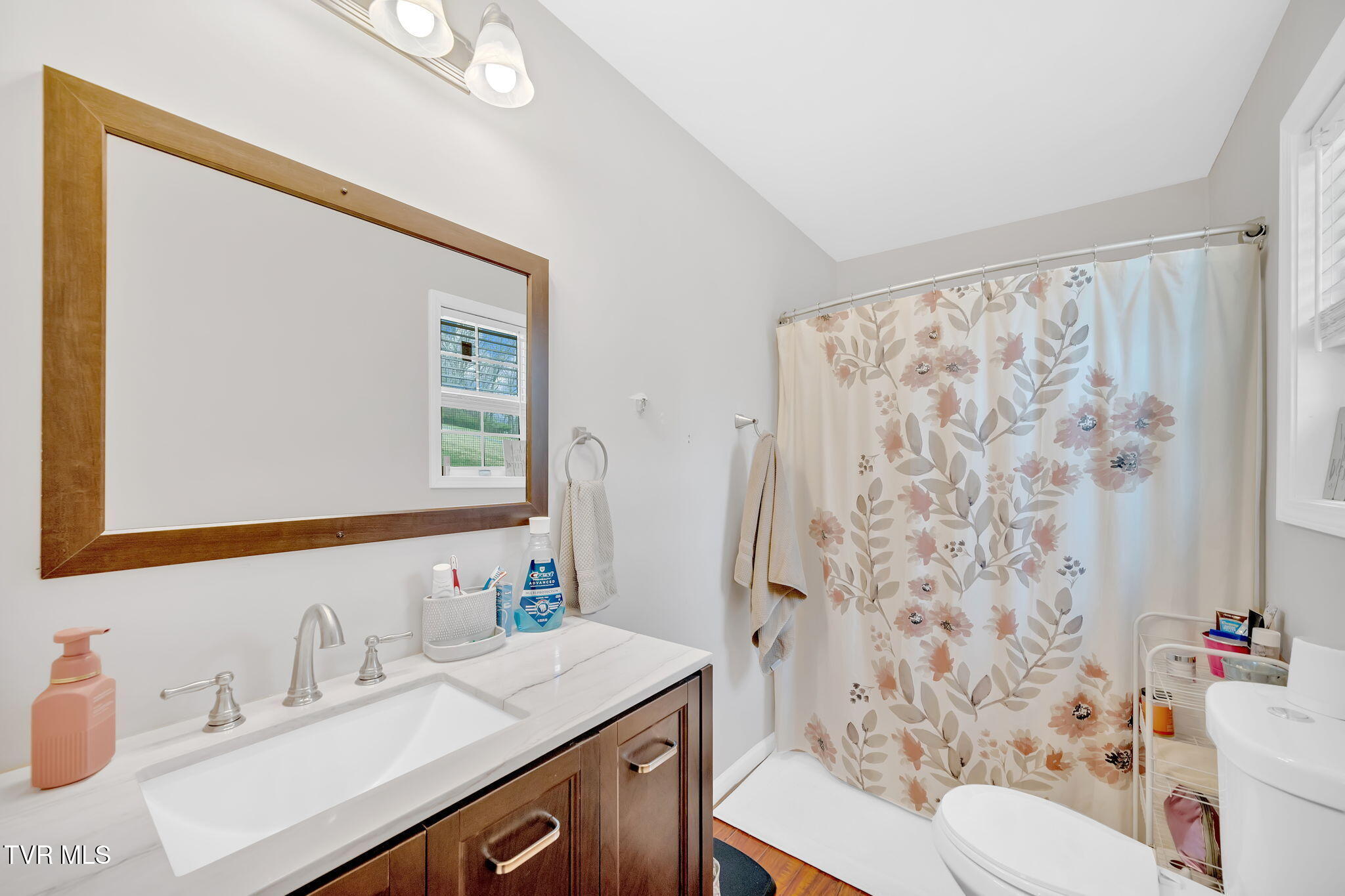 2100 Longreen Road Kingsport, TN 37660 - Photo 24 of 53 29-web-or-mls-DSC07287