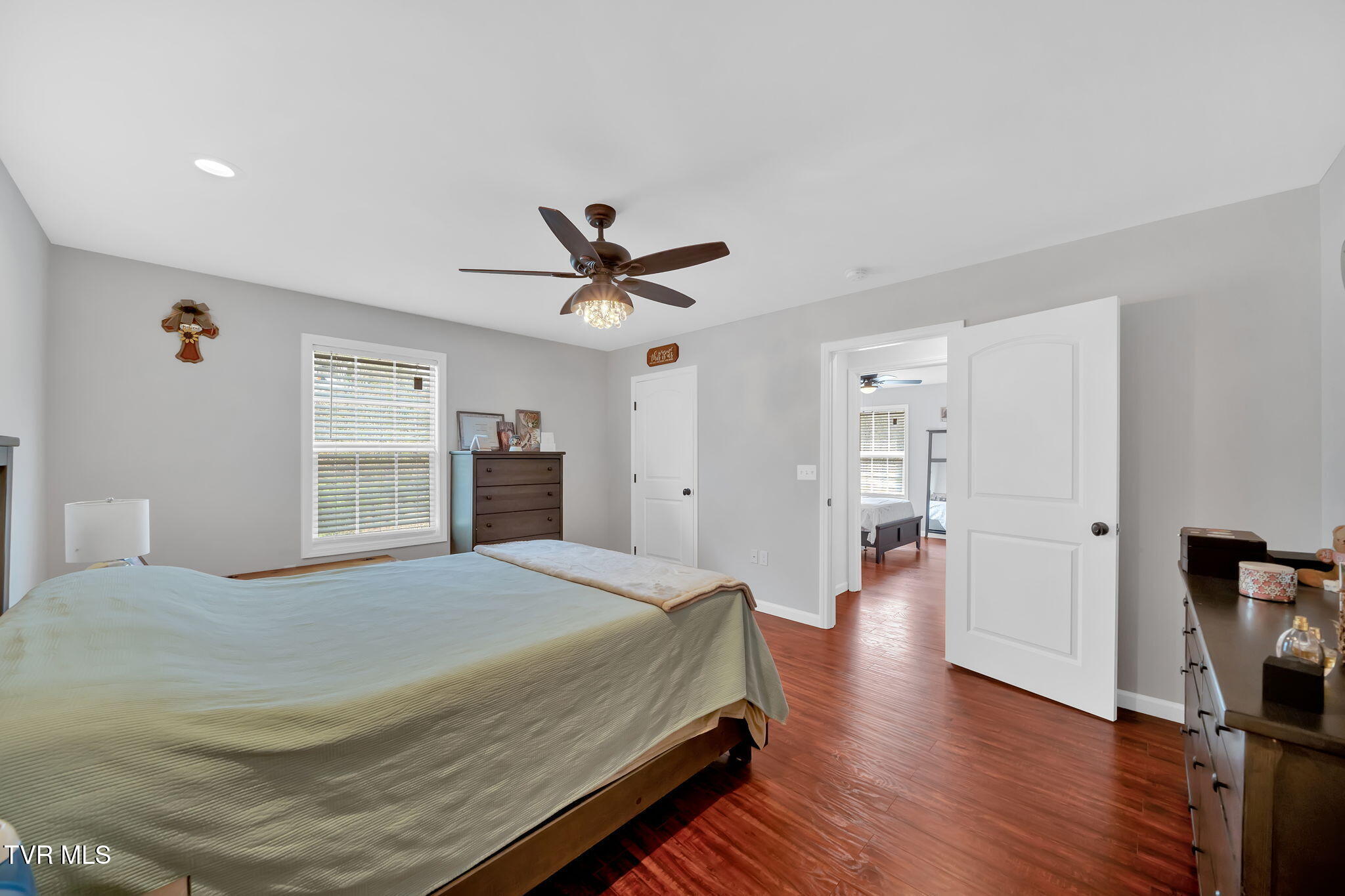 2100 Longreen Road Kingsport, TN 37660 - Photo 25 of 53 30-web-or-mls-DSC07290