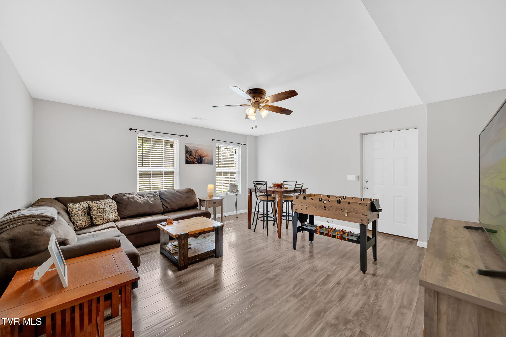 2100 Longreen Road Kingsport, TN 37660 - Photo 32 of 53 44-web-or-mls-DSC07338