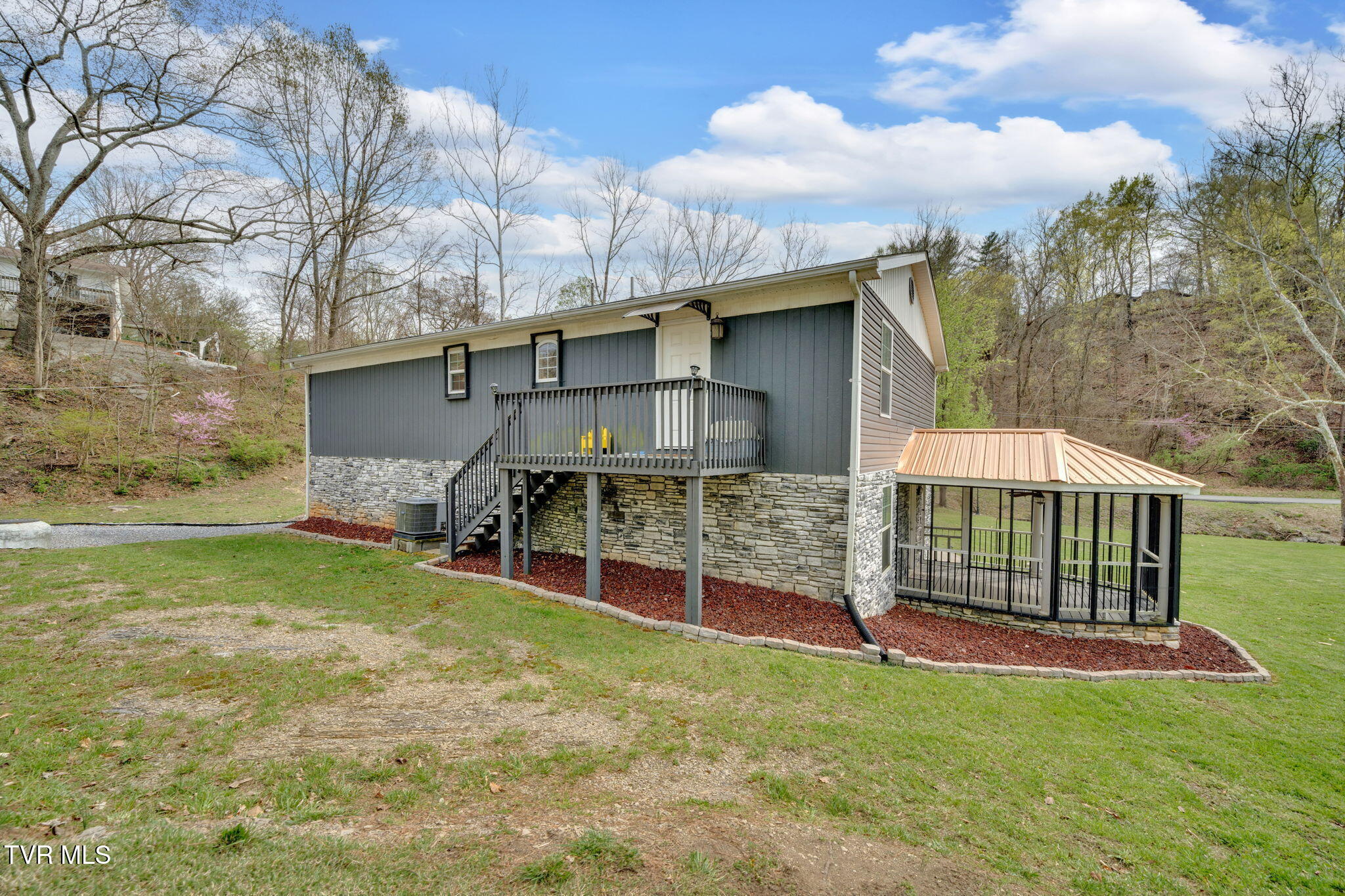 2100 Longreen Road Kingsport, TN 37660 - Photo 40 of 53 11-web-or-mls-DSC07230
