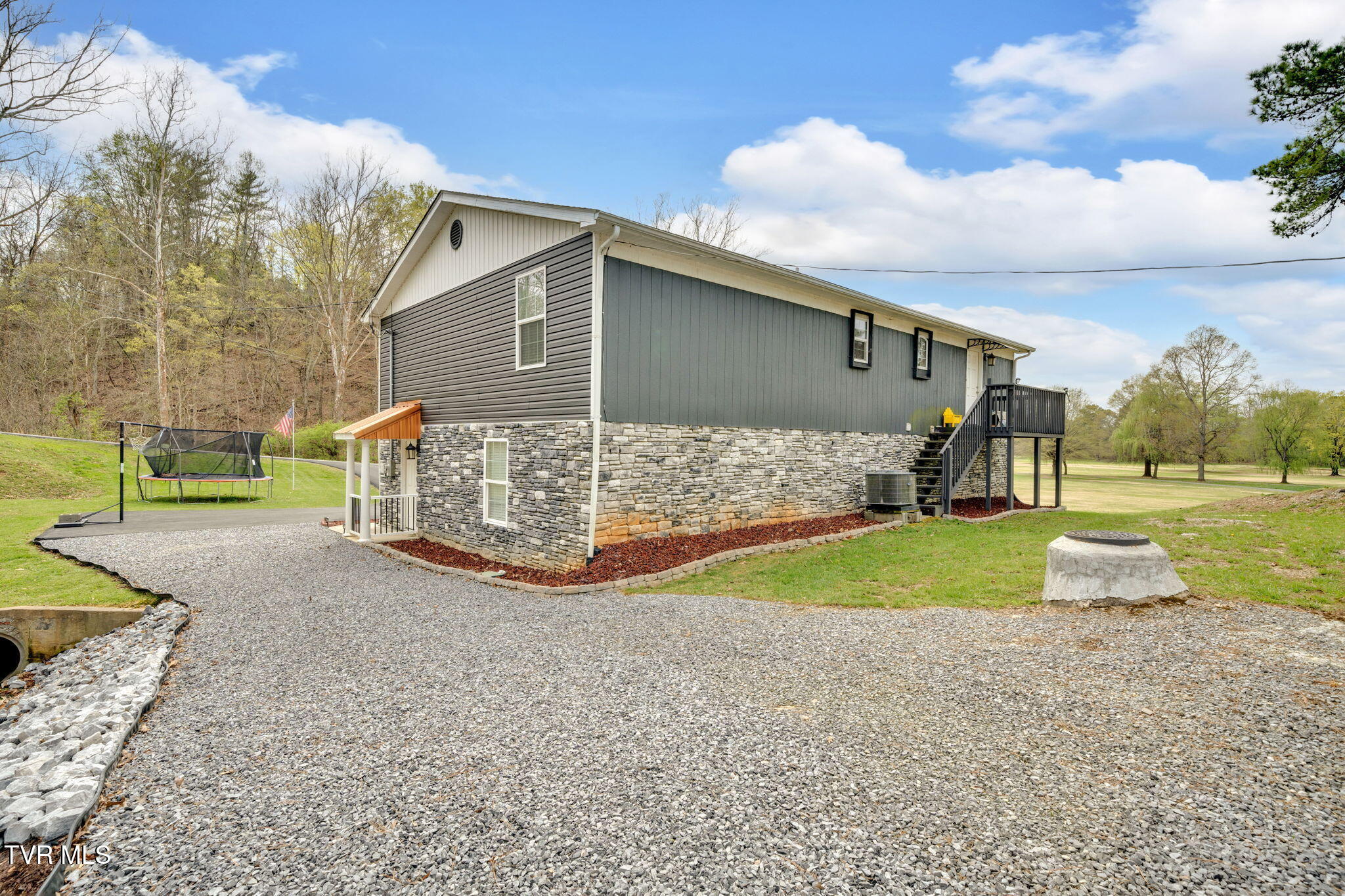 2100 Longreen Road Kingsport, TN 37660 - Photo 43 of 53 14-web-or-mls-DSC07239