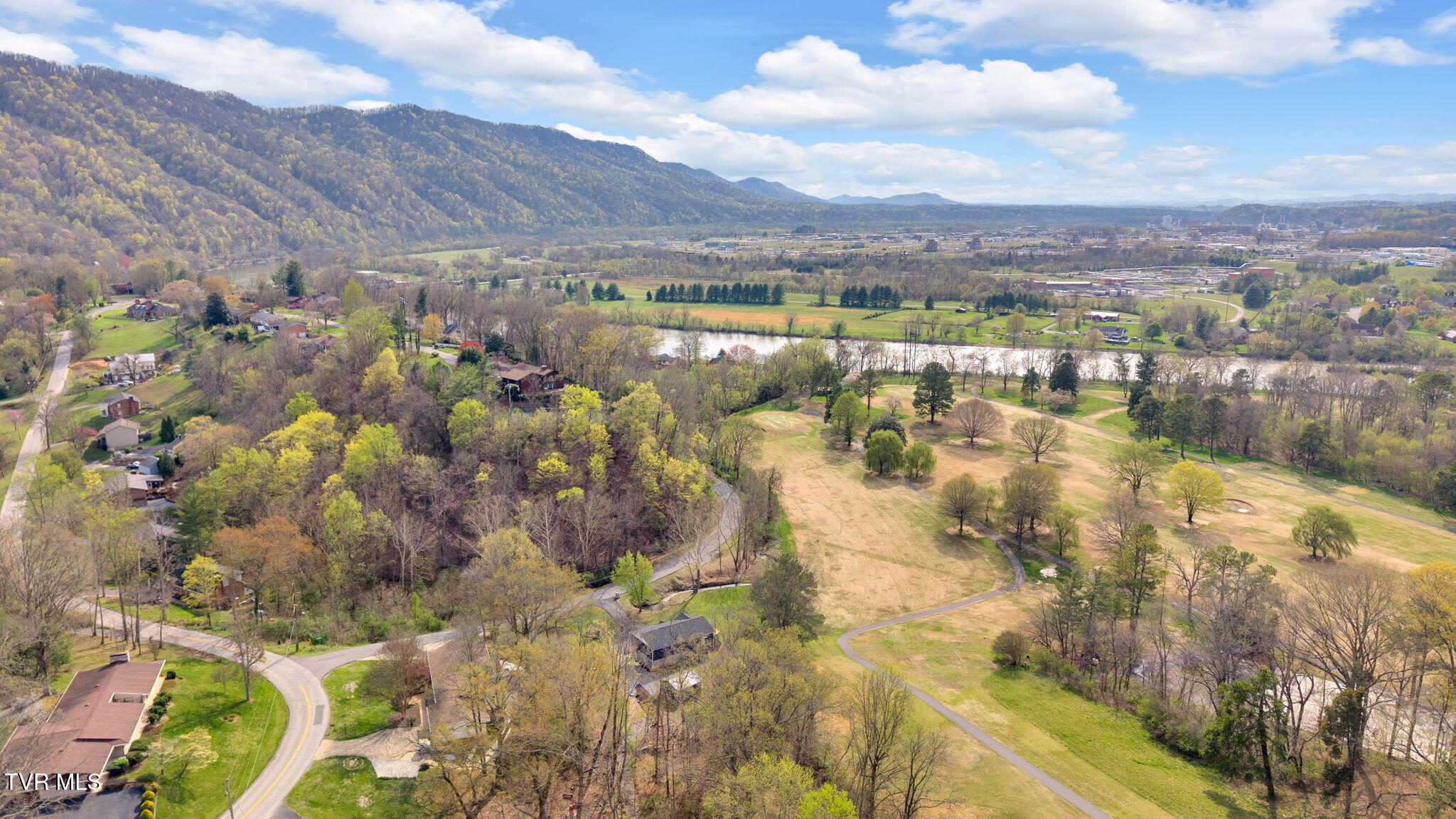 2100 Longreen Road Kingsport, TN 37660 - Photo 51 of 53 5-web-or-mls-DJI_20250402164950_0390_D