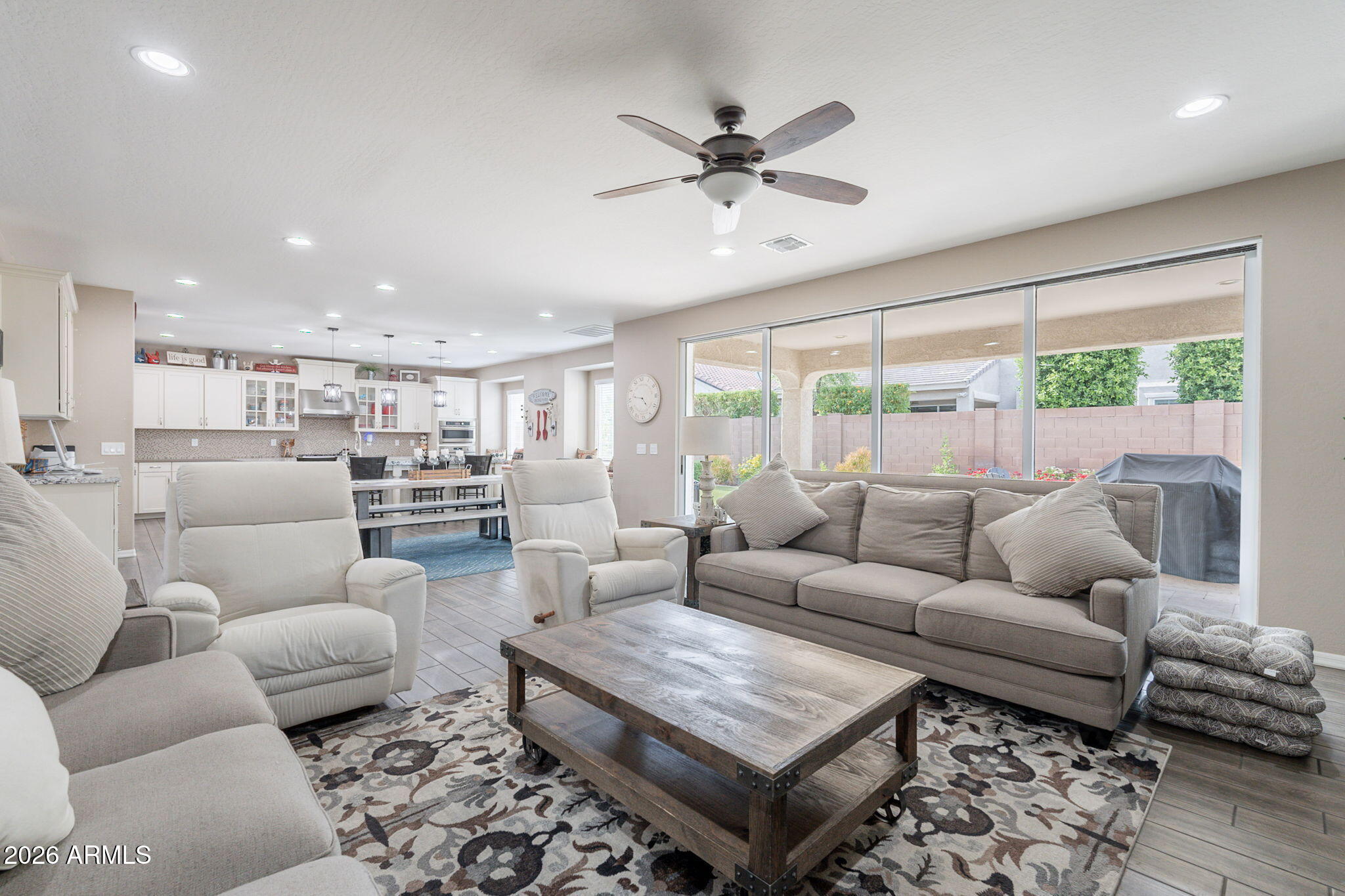 634 West Ranch Road Gilbert, AZ 85233 - Photo 9 of 114