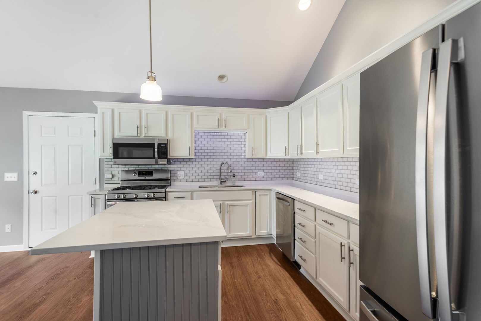 1207 Main Street Road Spring Grove, IL 60081 - Photo 8 of 25 Gallery Image 8