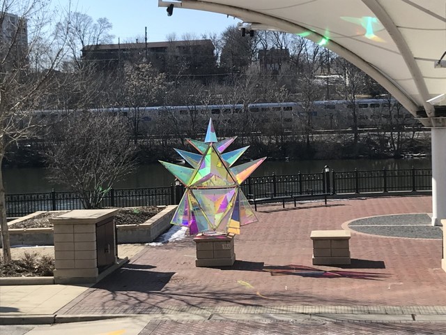 3628 Edelweiss Road Elgin, IL 60124 - Photo 38 of 38 a water fountain sitting in the middle of a building