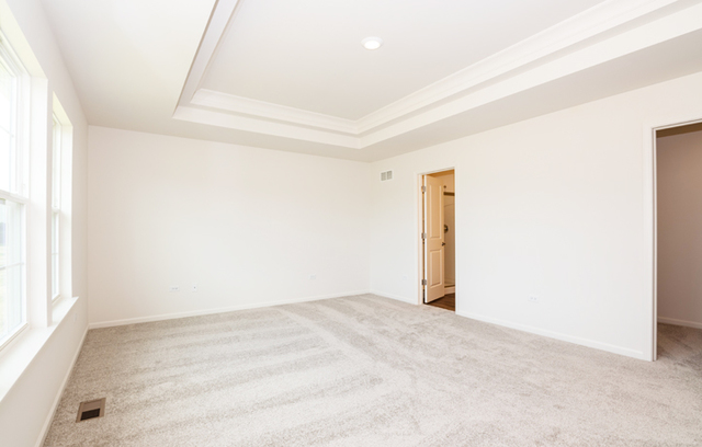 3628 Edelweiss Road Elgin, IL 60124 - Photo 10 of 38 a view of an empty room