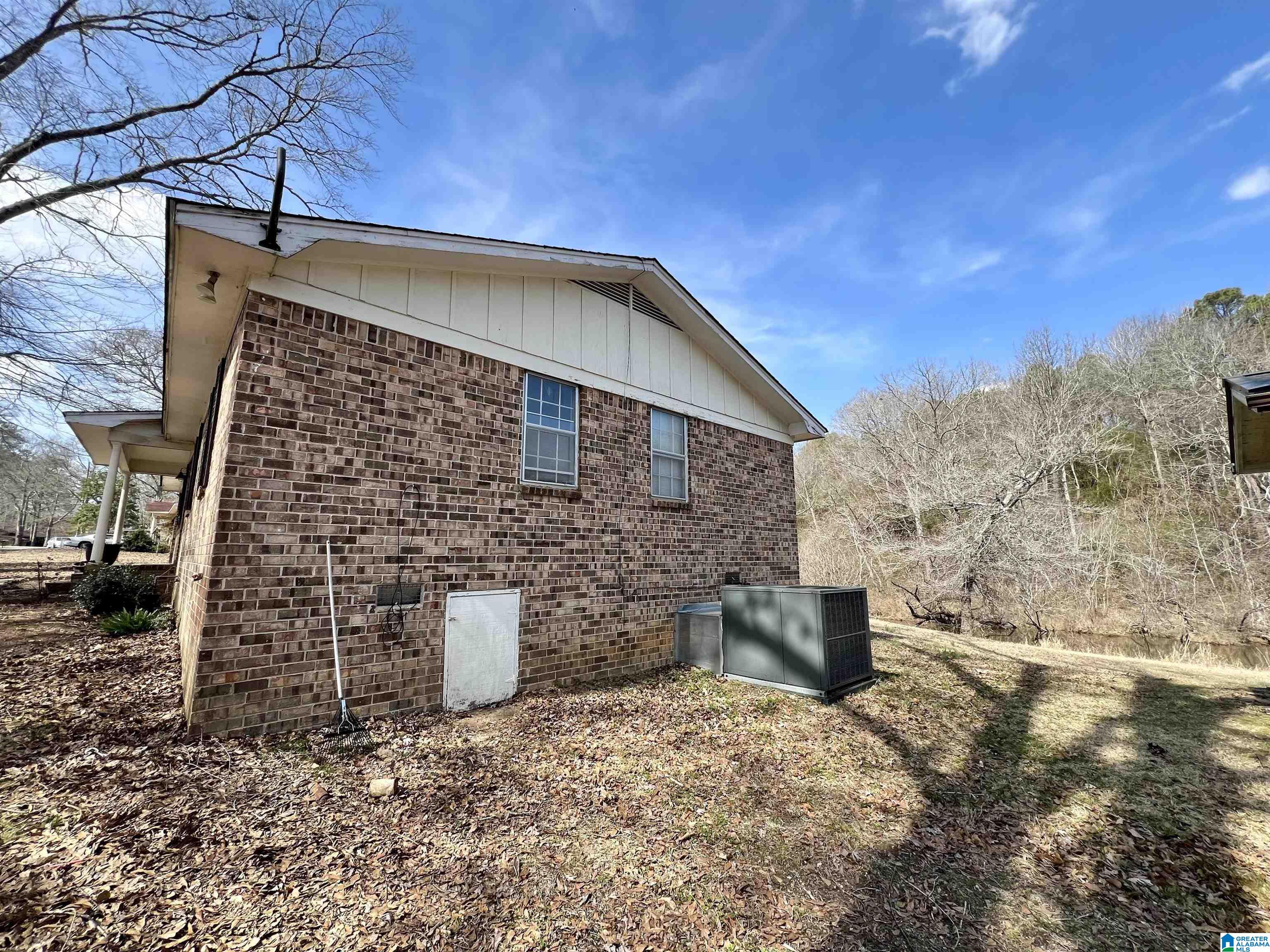 427 Lakeview Drive Hamilton, AL 35570 - Photo 31 of 38