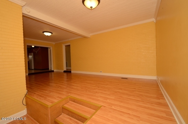 1522 Riggs Road Maysville, NC 28555 - Photo 4 of 15 Living Room