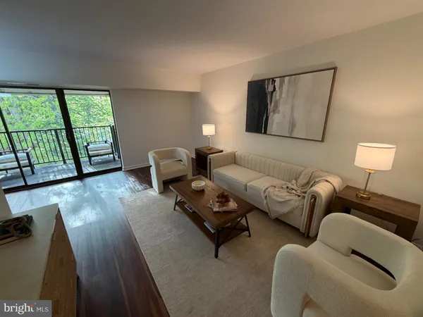 $345,000 | 2238 Castle Rock Square, Unit 22C, Reston, VA 20191