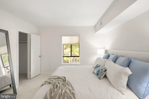 $345,000 | 2238 Castle Rock Square, Unit 22C, Reston, VA 20191