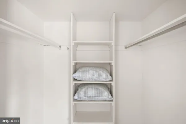 $345,000 | 2238 Castle Rock Square, Unit 22C, Reston, VA 20191