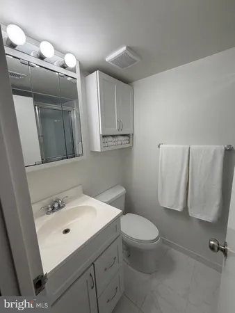 $345,000 | 2238 Castle Rock Square, Unit 22C, Reston, VA 20191