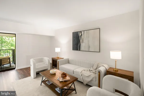 $345,000 | 2238 Castle Rock Square, Unit 22C, Reston, VA 20191