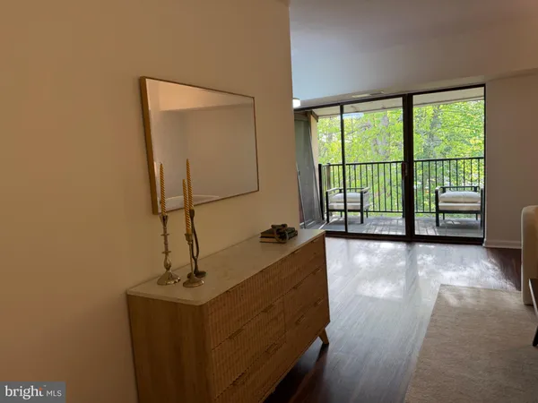 $345,000 | 2238 Castle Rock Square, Unit 22C, Reston, VA 20191