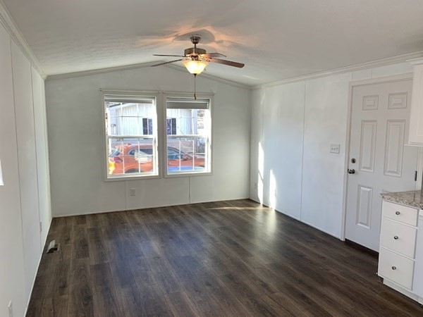 557 Southwest Cutoff, Unit 105 Worcester, MA 01607 - Photo 3 of 12