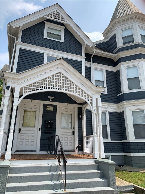 7 Summer Street Woonsocket, RI 02895 - Photo 2 of 36