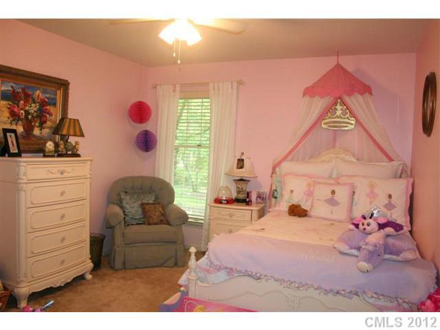 1109 Hawthorne Road Lancaster, SC 29720 - Photo 10 of 16 Gallery Image 10