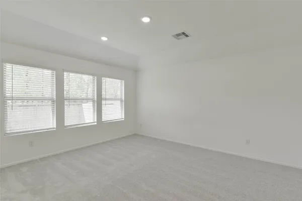 $1,800 | 1935 Barrett Gables Drive, Crosby, TX 77532