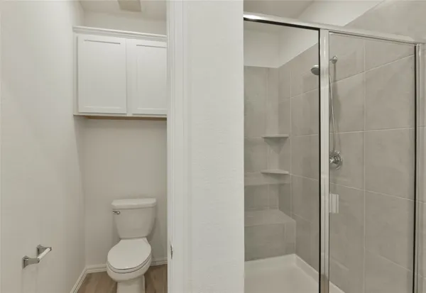 $1,800 | 1935 Barrett Gables Drive, Crosby, TX 77532