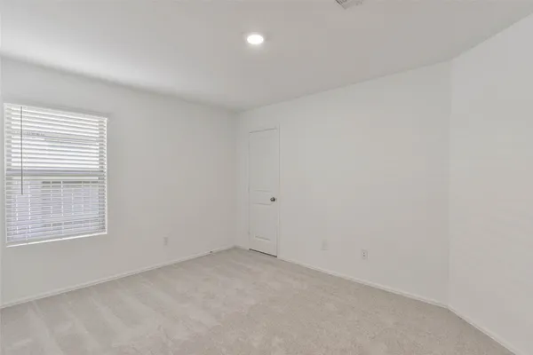 $1,800 | 1935 Barrett Gables Drive, Crosby, TX 77532