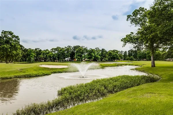 $1,800 | 1935 Barrett Gables Drive, Crosby, TX 77532