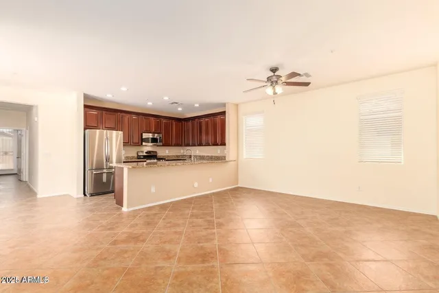 $2,200 | 7393 West Palo Brea Lane, Peoria, AZ 85383