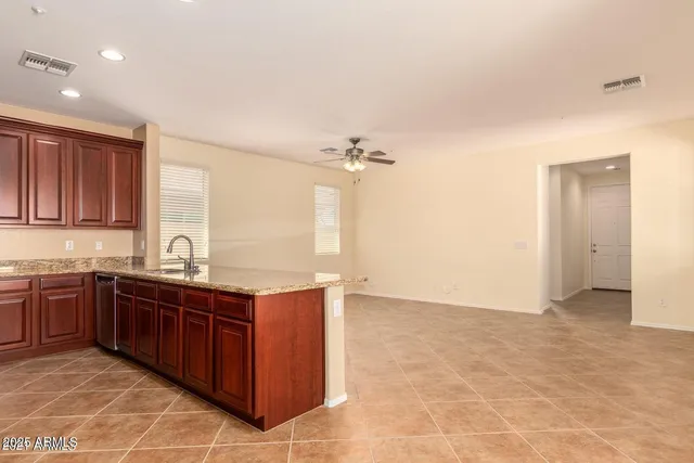 $2,200 | 7393 West Palo Brea Lane, Peoria, AZ 85383