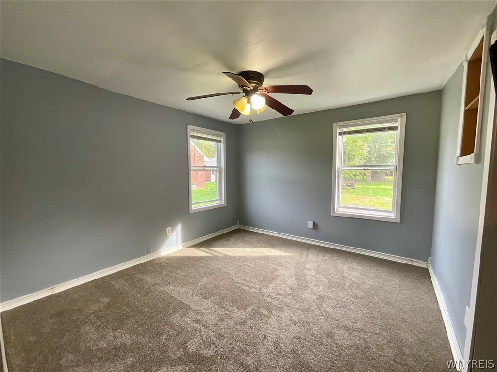 5427 Berg Road Buffalo, NY 14218 - Photo 11 of 18 Gallery Image 11