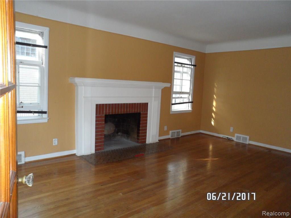 3844 Yorkshire Road Detroit, MI 48224 - Photo 5 of 23 SAM_1846.JPG
