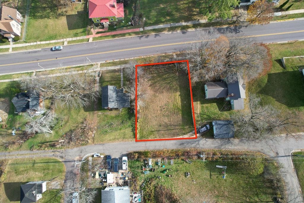 205 2nd Main Street Elroy, WI 53929 - Photo 6 of 18