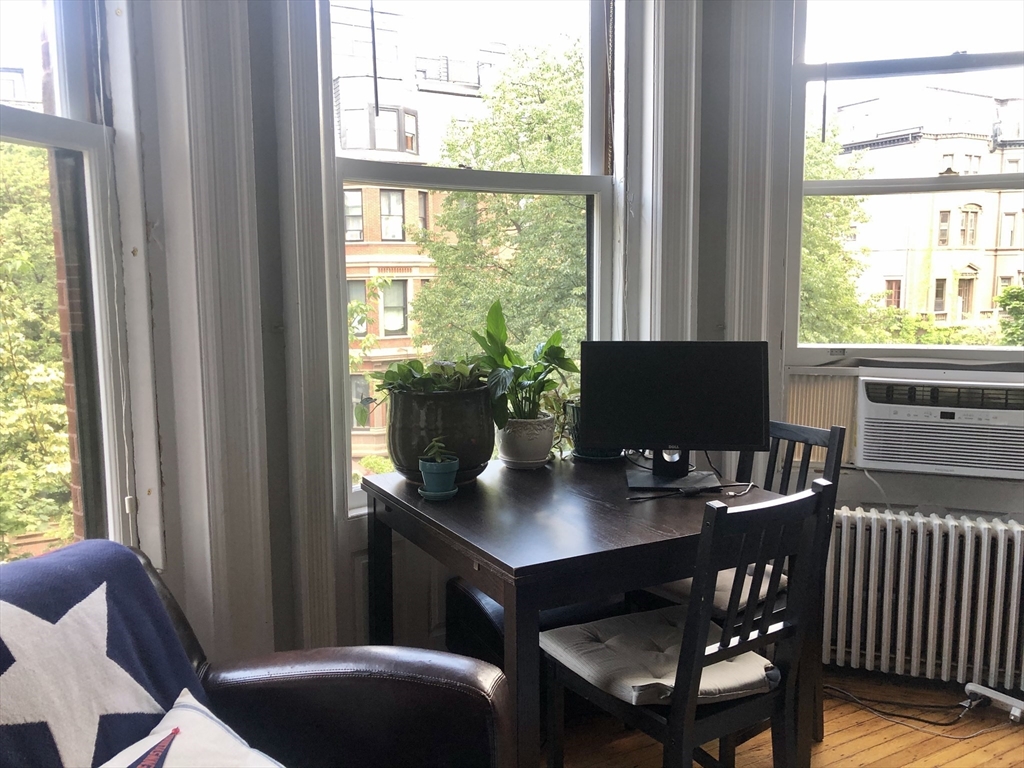 259 Beacon Street, Unit 32 Boston, MA 02116 - Photo 4 of 18