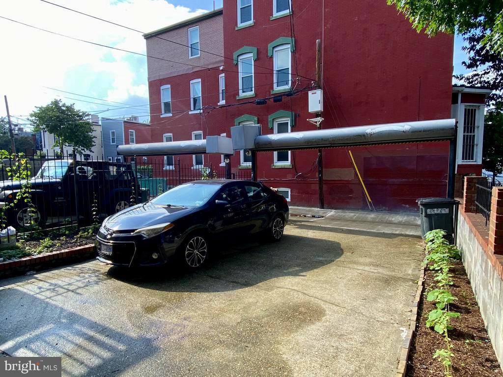 901 R Street Northwest Washington, DC 20001 - Photo 24 of 25