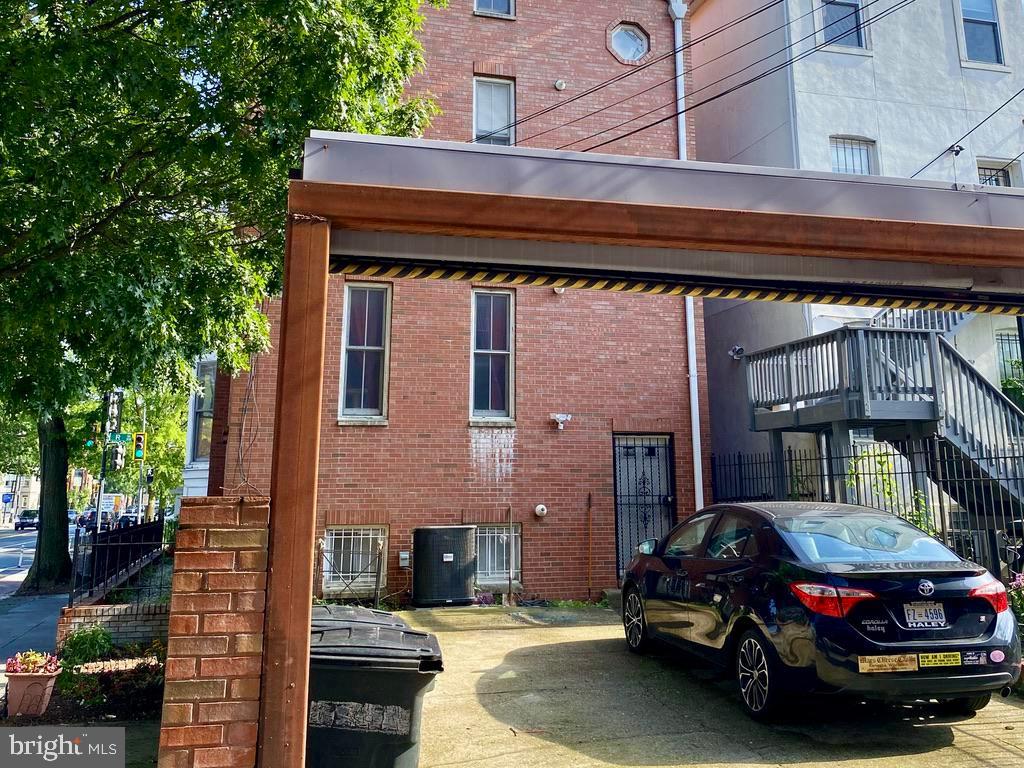 901 R Street Northwest Washington, DC 20001 - Photo 25 of 25