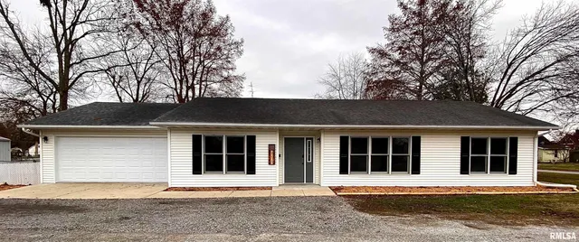 $174,900 | 210 North State Street, Christopher, IL 62822