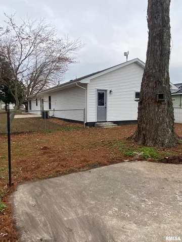 $174,900 | 210 North State Street, Christopher, IL 62822