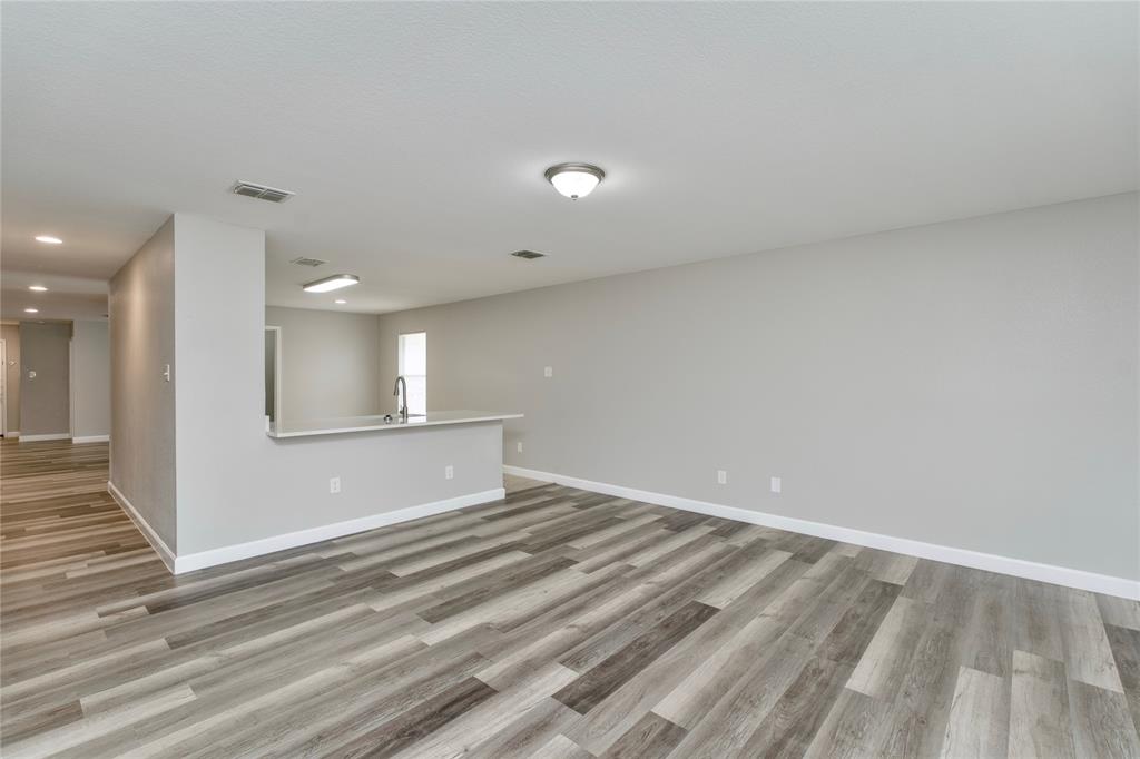 829 Santa Rosa Drive Fort Worth, TX 76052 - Photo 11 of 23