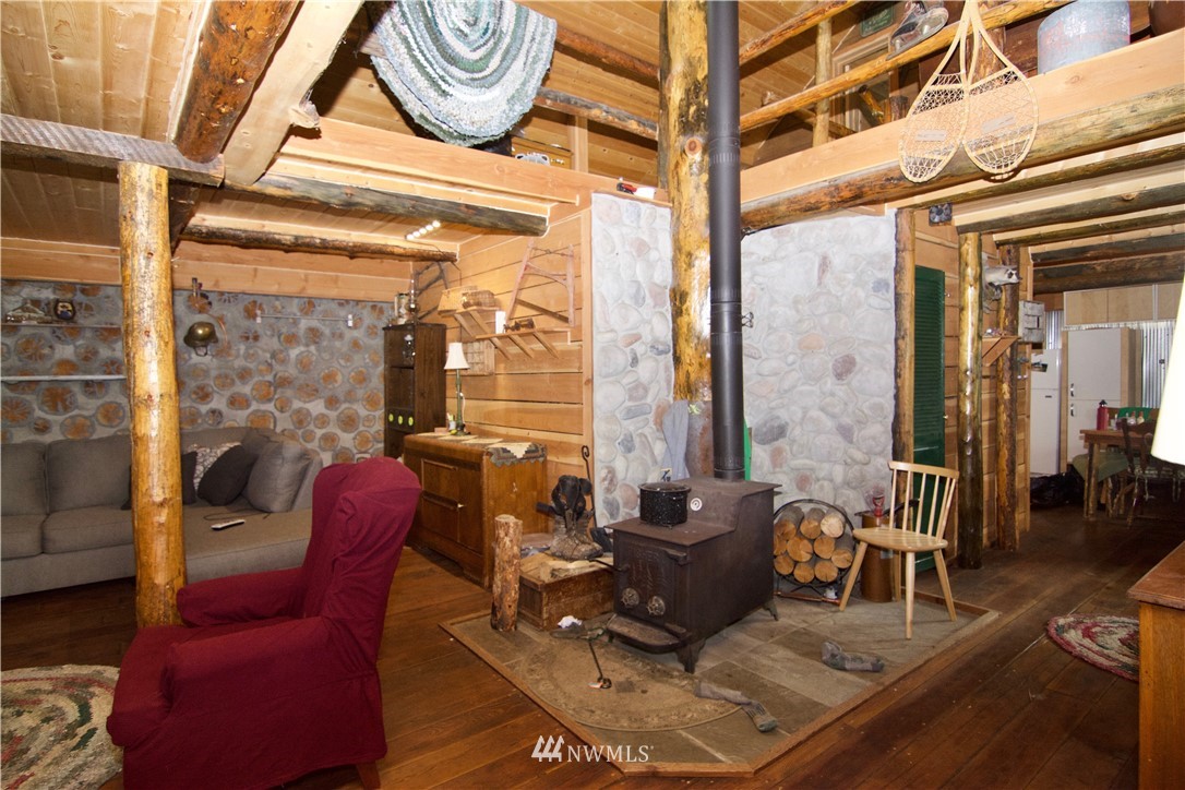 125 Jason Lucas Road Methow, WA 98834 - Photo 5 of 25