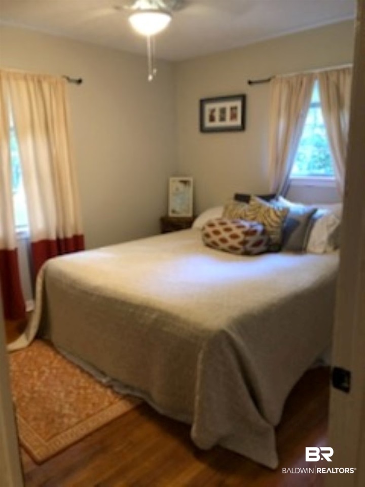 556 Middle Street Fairhope, AL 36532 - Photo 8 of 13