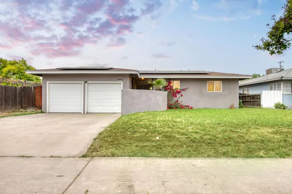 $325,000 | 824 West Clinton Avenue, Fresno, CA 93705