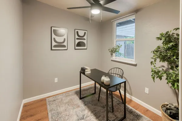 $325,000 | 824 West Clinton Avenue, Fresno, CA 93705
