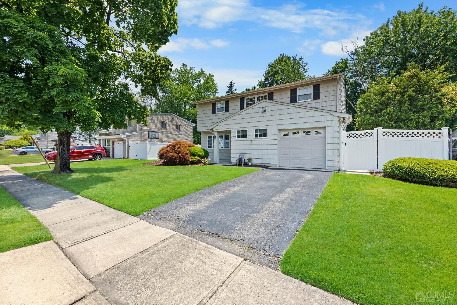 13 Rittner Lane Old Bridge, NJ 08857 - Photo 3 of 33 Gallery Image 3